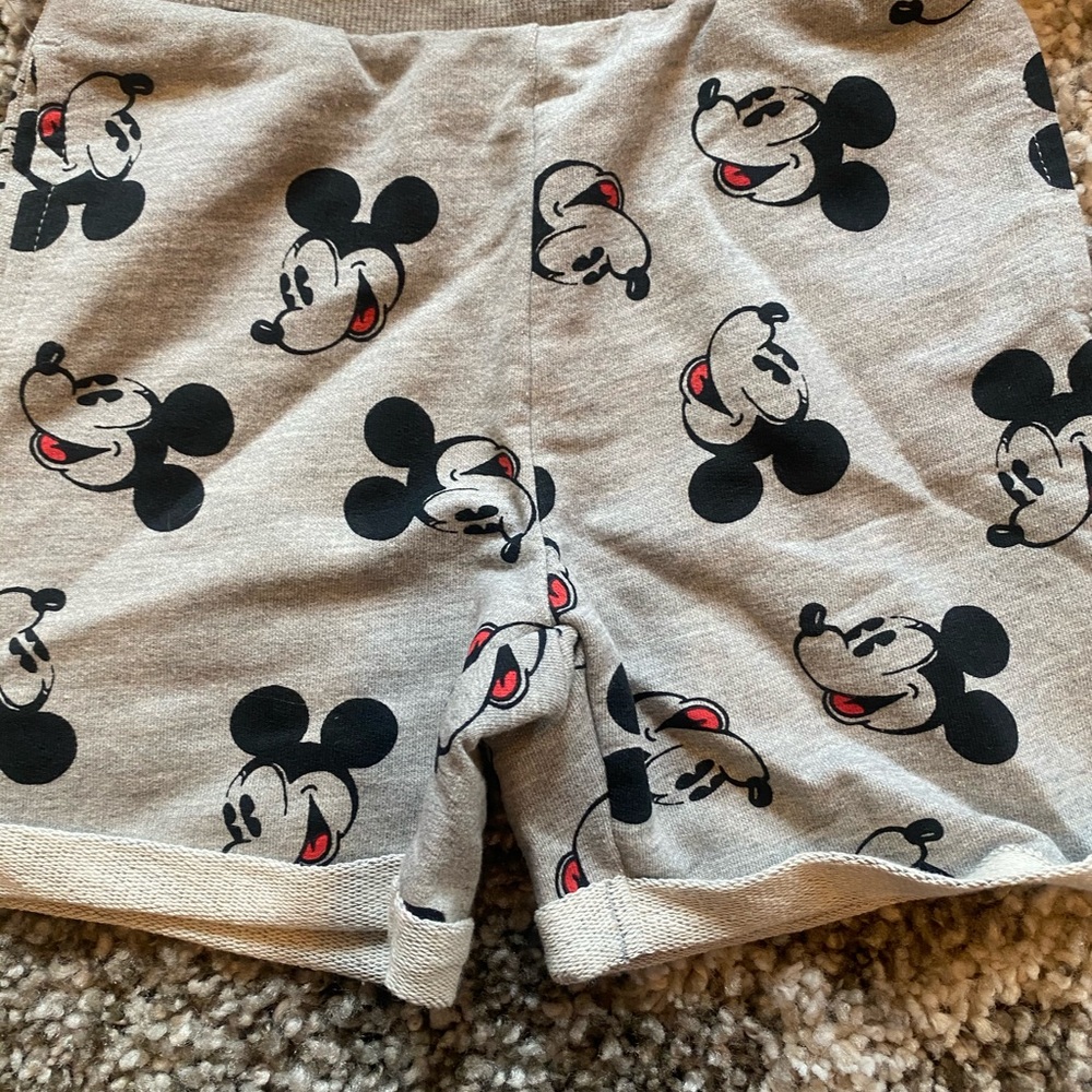 Disney short / shirt set. 3t. Mickey Mouse - Picture 4 of 5